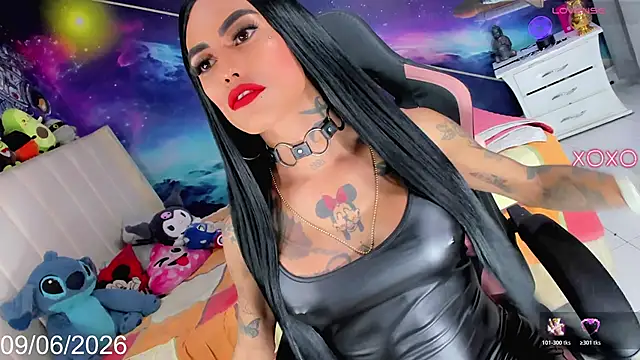 Model: Nella_Dolls