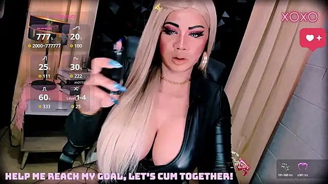 HugeMagnificent11inCock live cam on StripChat