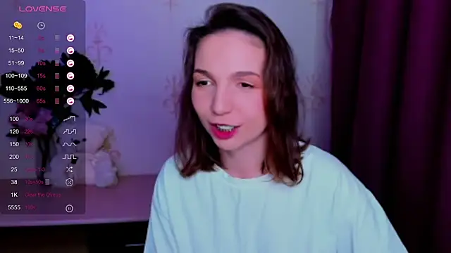 KindHazelHere_ webcam