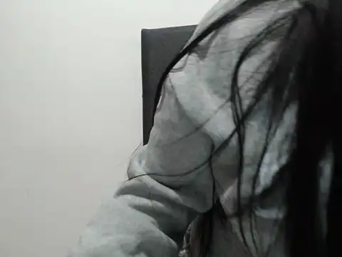 Alisha_99 webcam