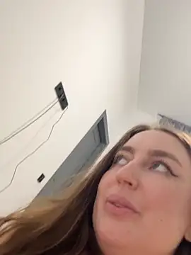 Lady_MiaOlson webcam