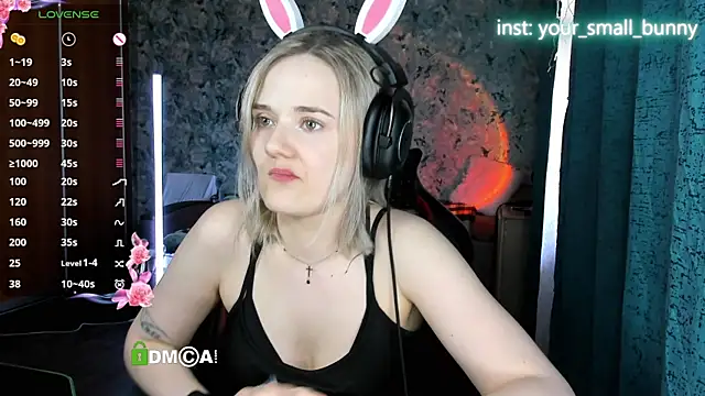 Your_small_bunny webcam