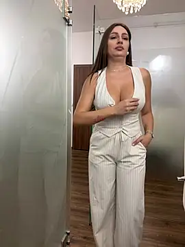 ClaraaJoy webcam
