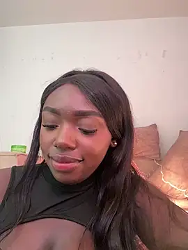 alissradiante1 webcam