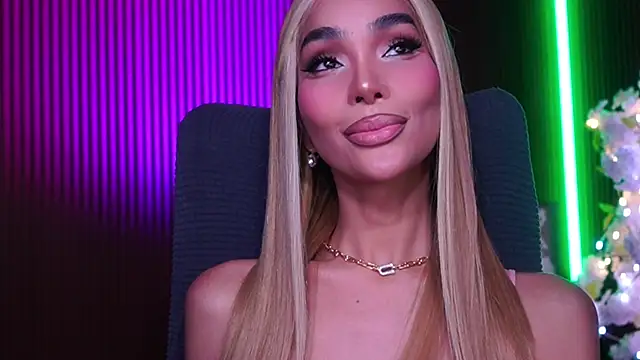 xxforyoureyesonlyxx webcam