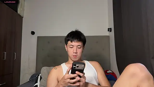 Addictiveboi webcam