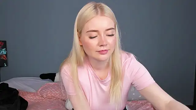 Lillie_Berry webcam