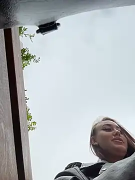 KiraSunshine webcam