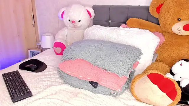 Tayssa_Maravillh webcam