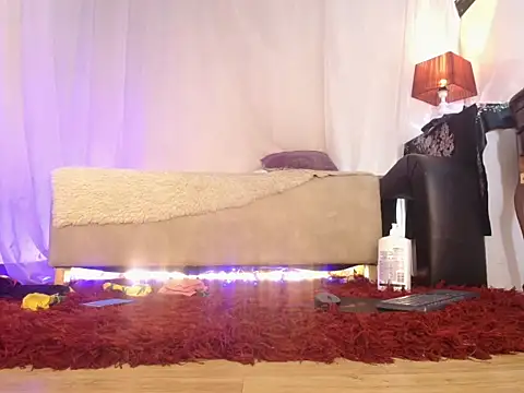 laurasofia45 webcam