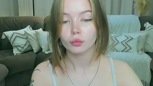 Violetta__Dreams webcam