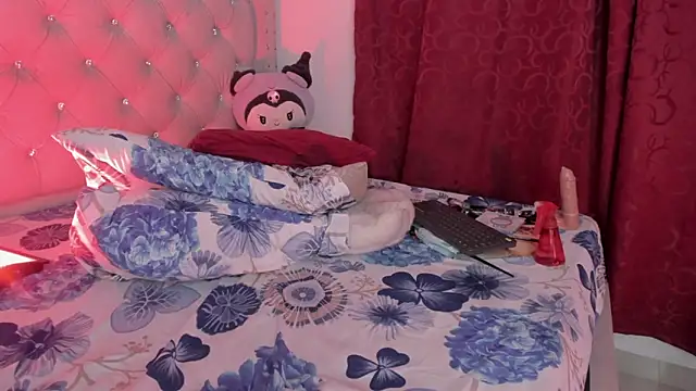 Shadow_Queen666 webcam