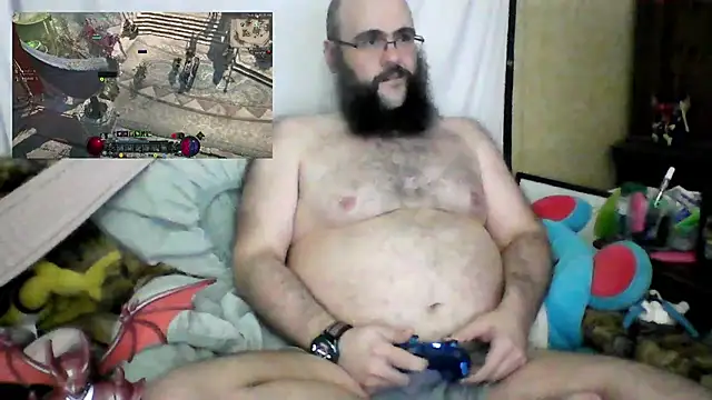 BriTheTopBear webcam