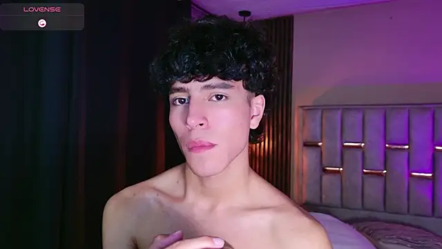 Michaell_Peters webcam
