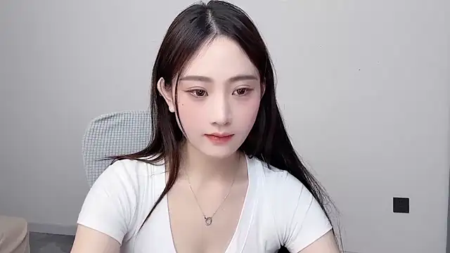 _222Mia webcam