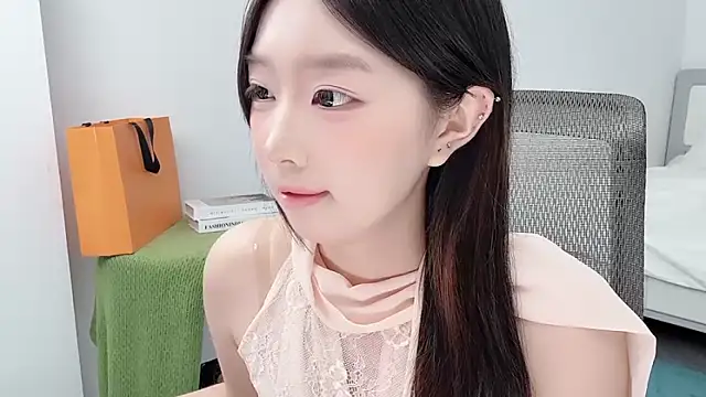 Yoyo33355 webcam
