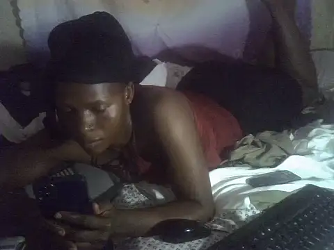 cute-shamza webcam