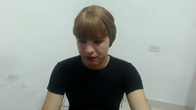 estefania224 webcam
