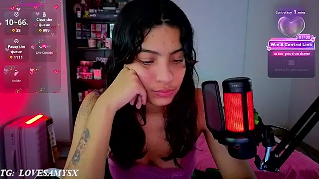 Lovelyamyy webcam