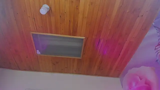 emili_clark webcam