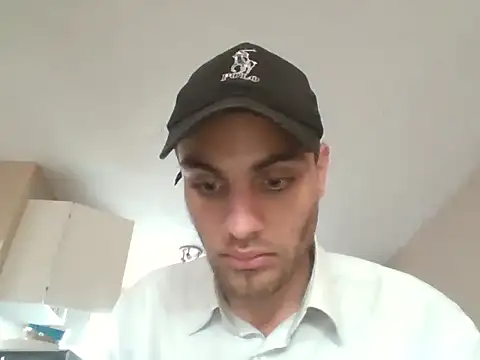 Letsseewhatuhave webcam