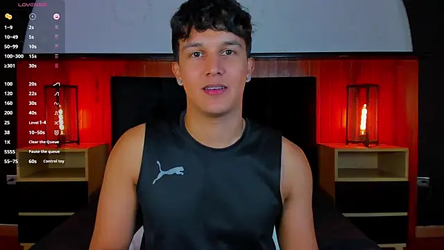 Leo_Savage_ webcam