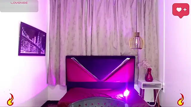 luisa__torres webcam