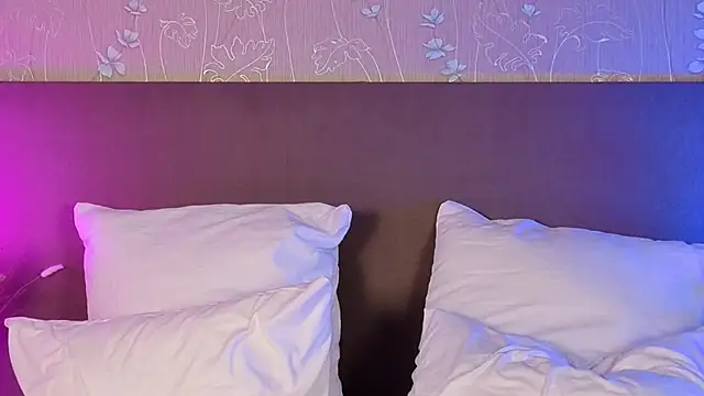 CarolaineMyers webcam