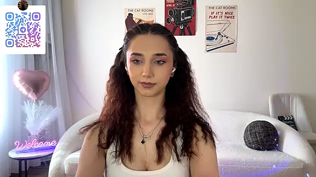 LinaMour webcam
