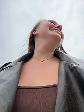 KiraSunshine webcam