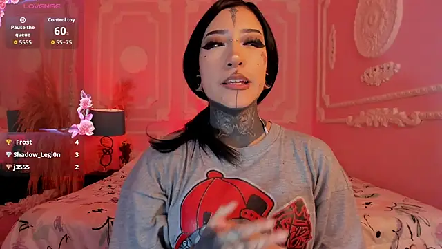 Kat_VonDe webcam