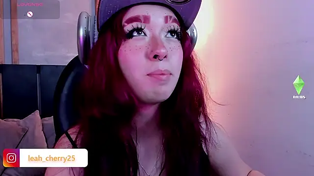 Leah_cherry webcam