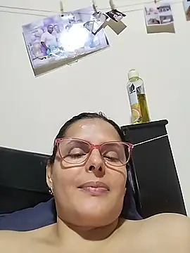 Bella_Morena27 webcam