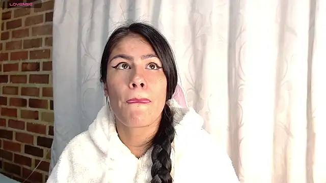 ailyngg webcam