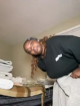 LillShayy webcam