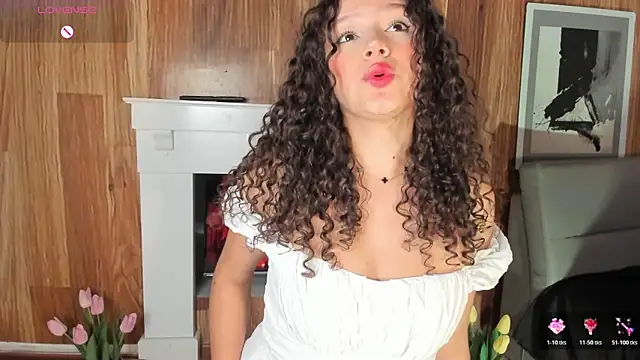 LucyLovelyy webcam