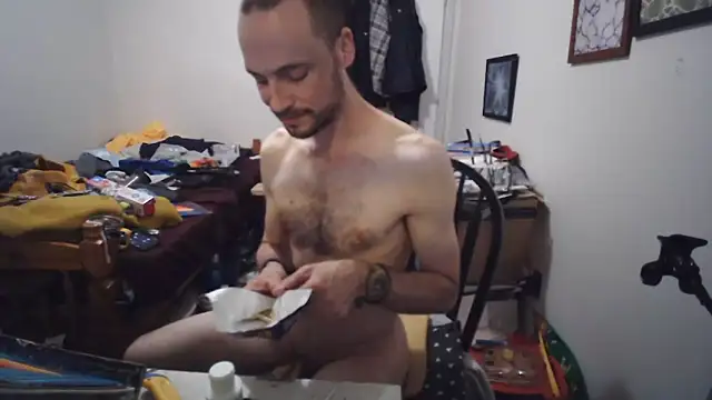 JohnnyMoves webcam