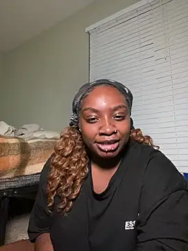 LillShayy webcam