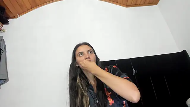 mariecam420 live cam on StripChat