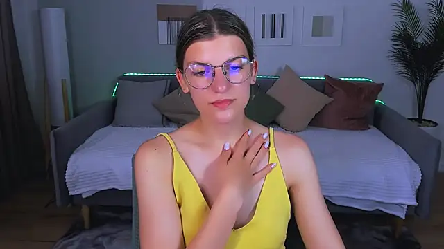 AnnaThorne webcam