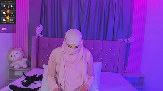 Nayla-Mouna webcam