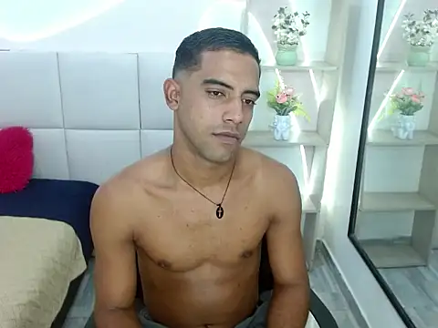 ivytemptation live cam on StripChat
