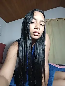 Leilaplus0s webcam