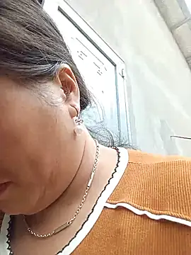 nana_nana99 webcam