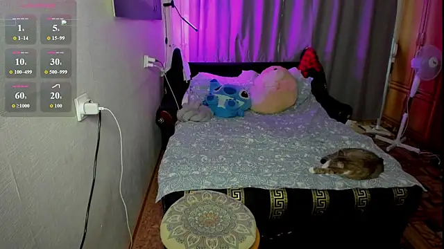 monica__elder webcam