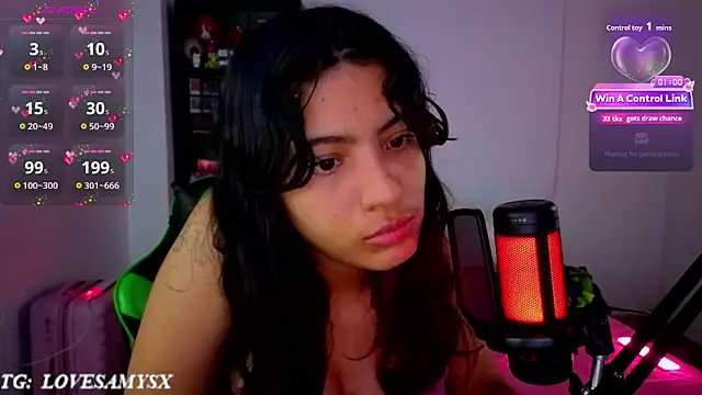 Lovelyamyy webcam