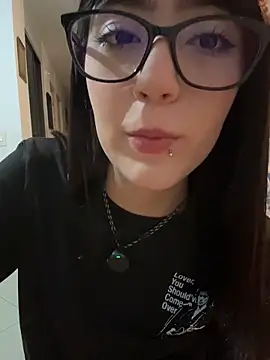 HinaSweet webcam