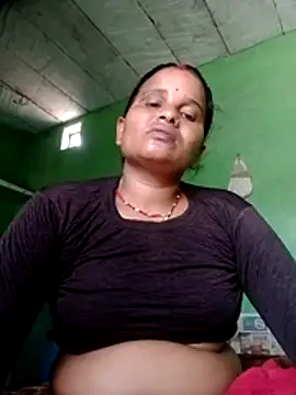 Shivani09900 webcam