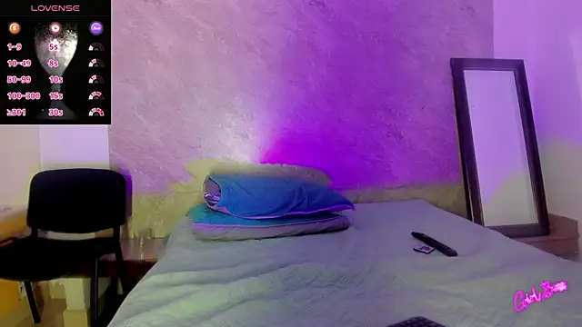 Adrian_Wolf live cam on StripChat