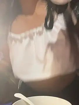 SaraBust webcam